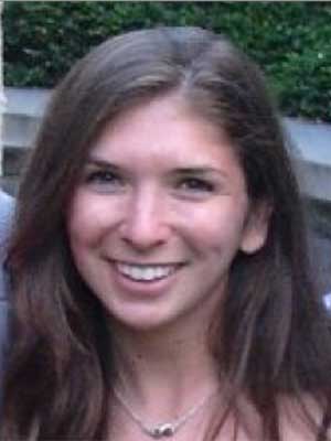 Pitzer College, Neuropsychology. Thesis: Embodied attention in older adults: Influence of hand location on P1, N1, Nd1, and P3 components in aging.